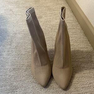 Elegant Tan Women's Ankle Boots